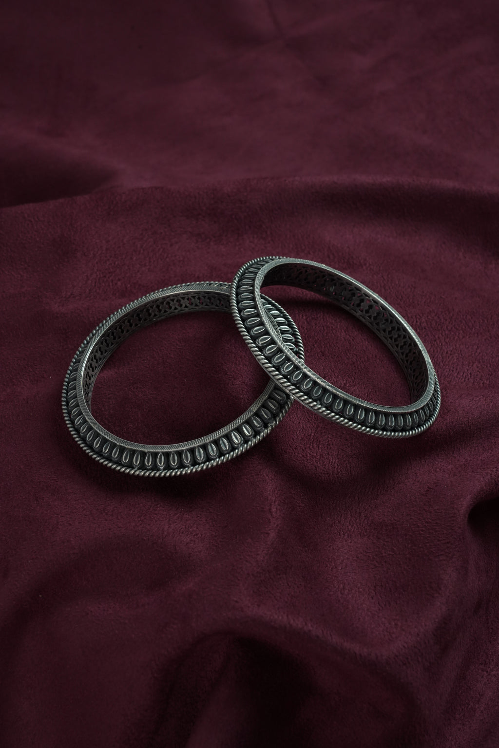 Namaskar Toda Oxidished